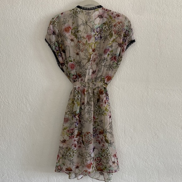 Flora Nikrooz Flora Sheer Robe - Picture 4 of 4